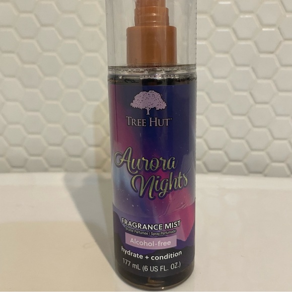 Tree Hut Aurora Nights Hydrating Fragrance Mist - Alcohol-Free 6oz - Picture 4 of 5